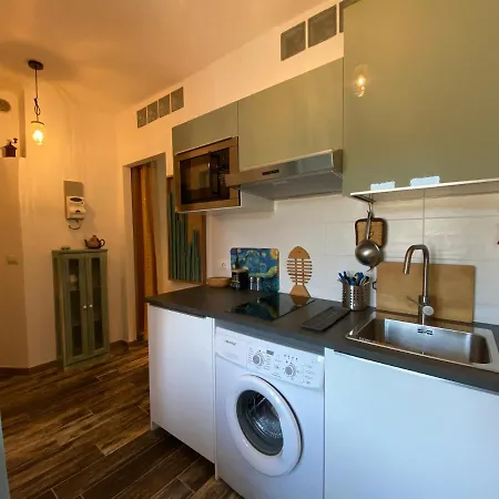 Apartamento Homes In Genoa - Petit Nid